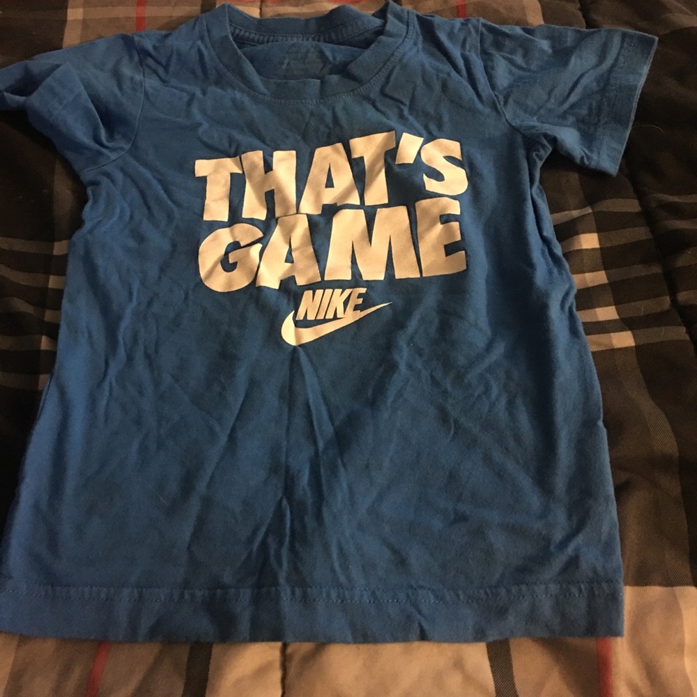 Kids Nike tee